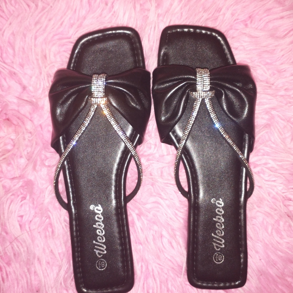New 8.5 Women's Black Silver Faux Leather Sandals Slides